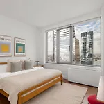 Elegant 2Bed 2Bath Apartment Just Minutes From Central Park & Broadway