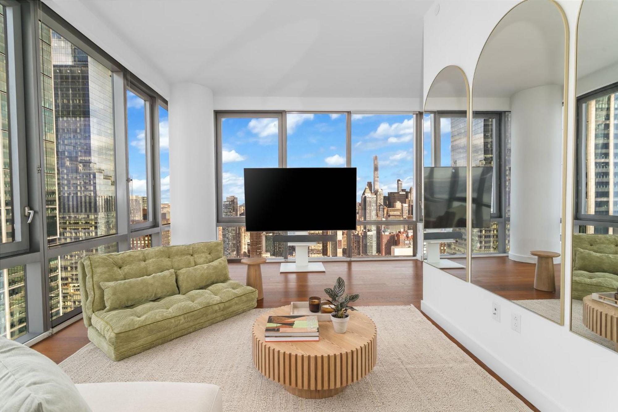 Elegant 2bed 2bath Just Minutes From Park & Broadway * New York