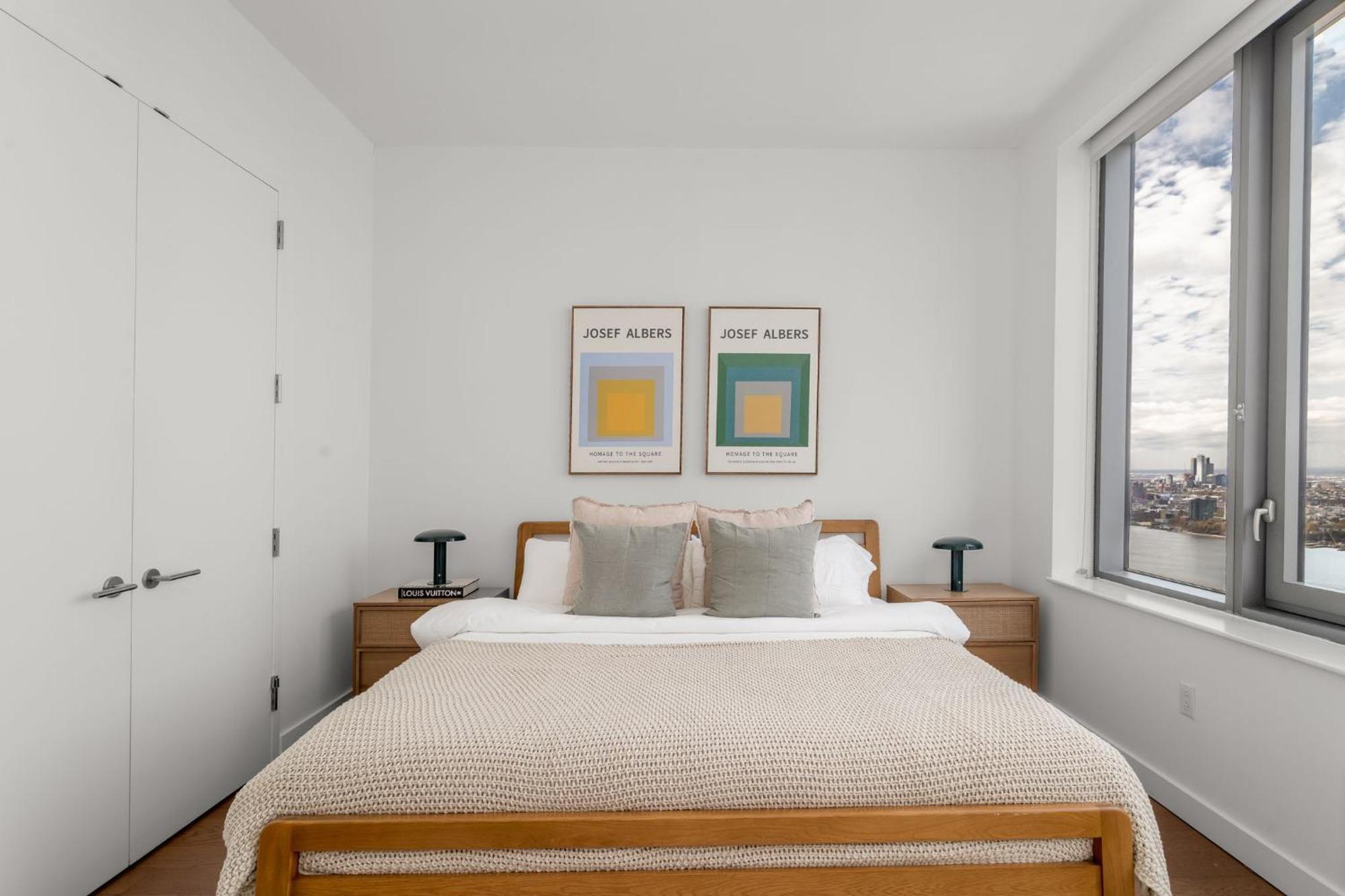 Elegant 2bed 2bath Just Minutes From Park & Broadway Apartment New York